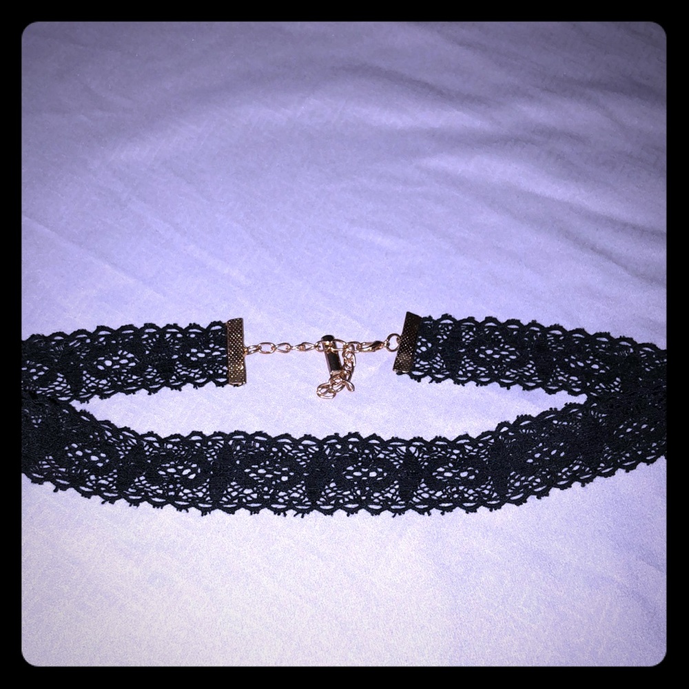 Black Laced Choker - Picture 1 of 2